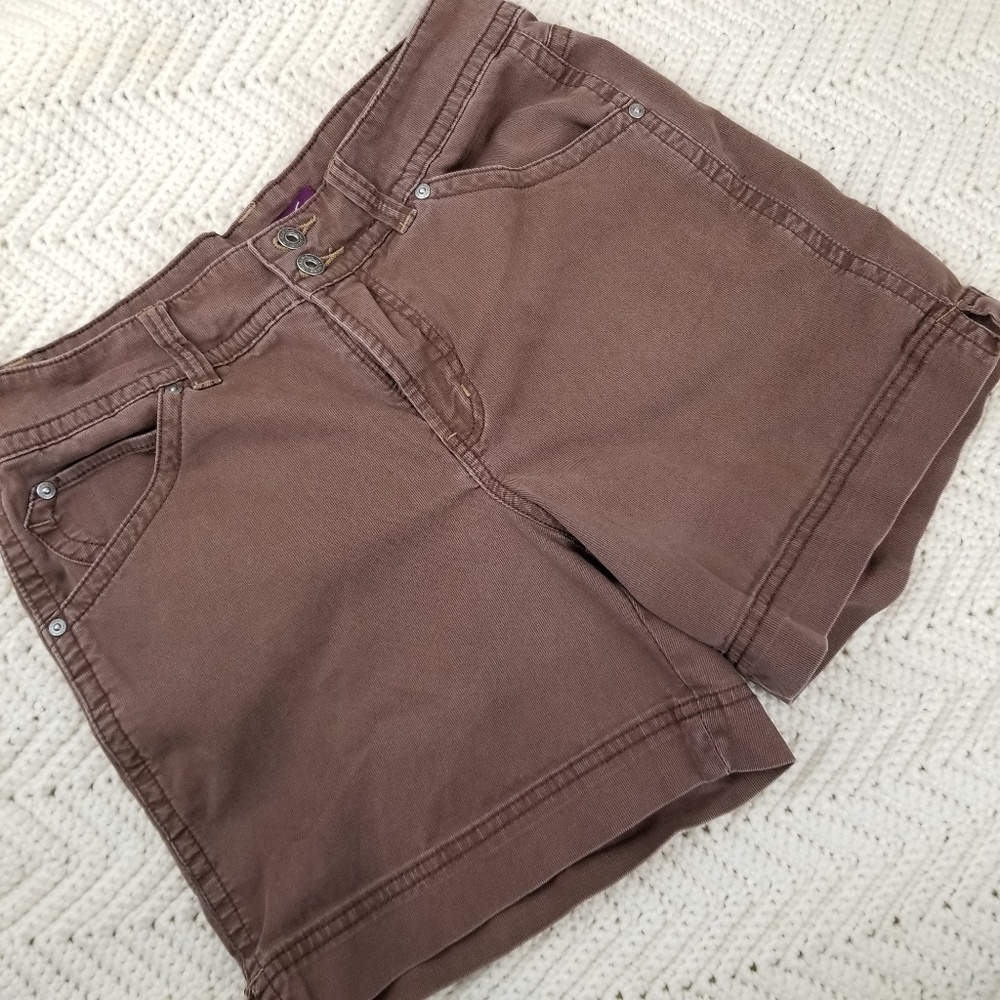 🔥Flash Sale🔥 Gloria Vanderbilt Brown Shorts
